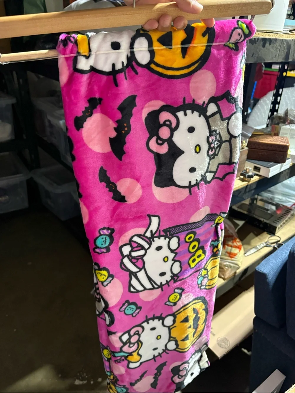 Hello Kitty Halloween Blanket Vampire Kitty Pumpkin Plush Throw 50 x 70 NWT